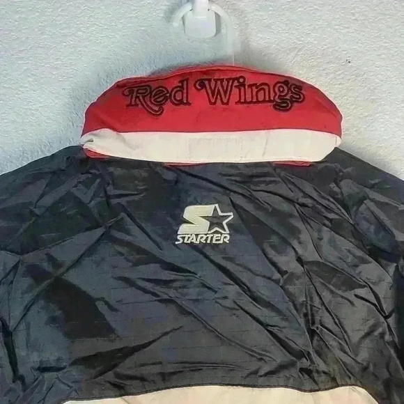 Detriot Red Wing Full Zip Windbreaker Red Jacket by Starter NHL Hockey Sz Lg - Picture 4 of 9